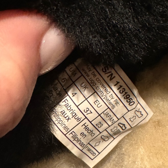UGG Cozy Booties - Picture 9 of 11
